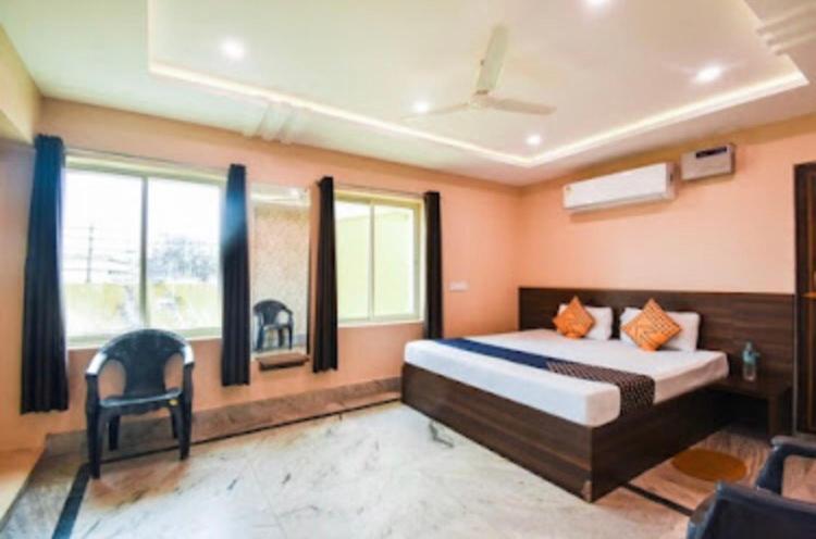 بوري Hotel Royal Galaxy المظهر الخارجي الصورة